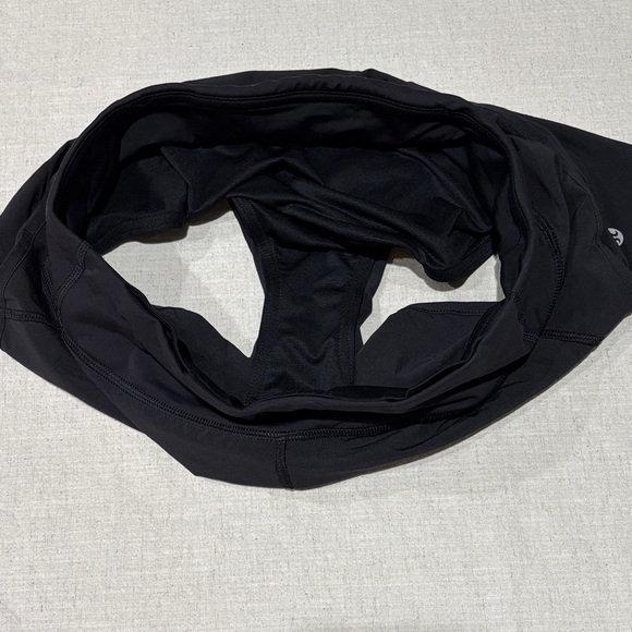 lululemon athletica Black Running Shorts size 6 - Picture 5 of 12